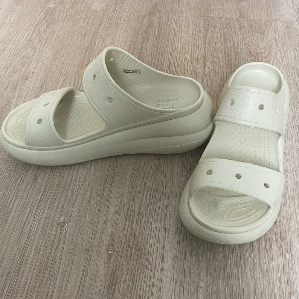 Crocs Crush platform sandal